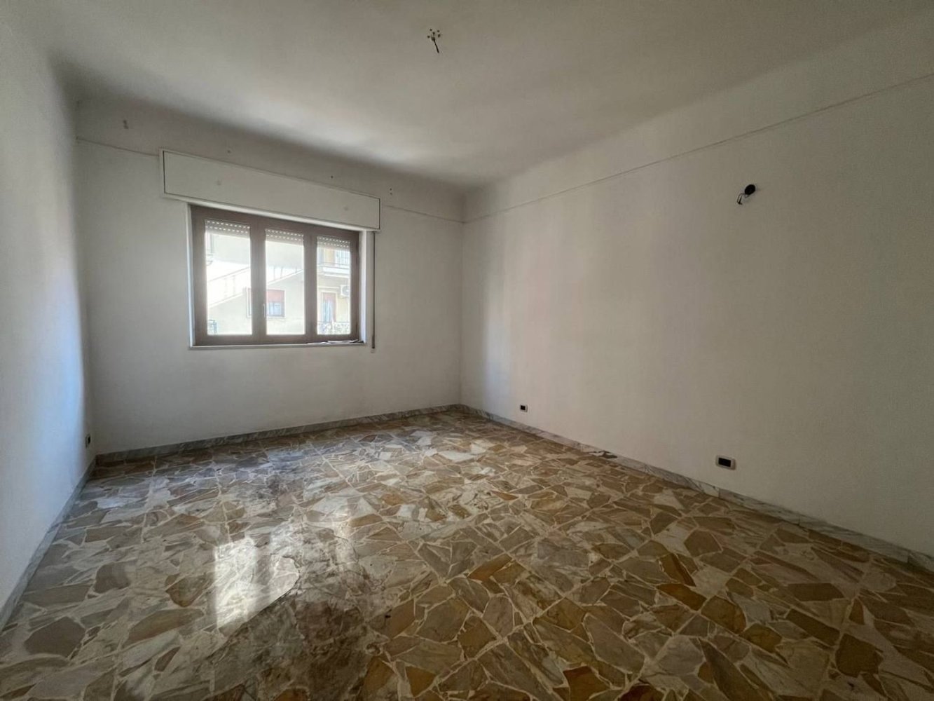 2 rooms Apartment in Taranto, Italy No. 170765