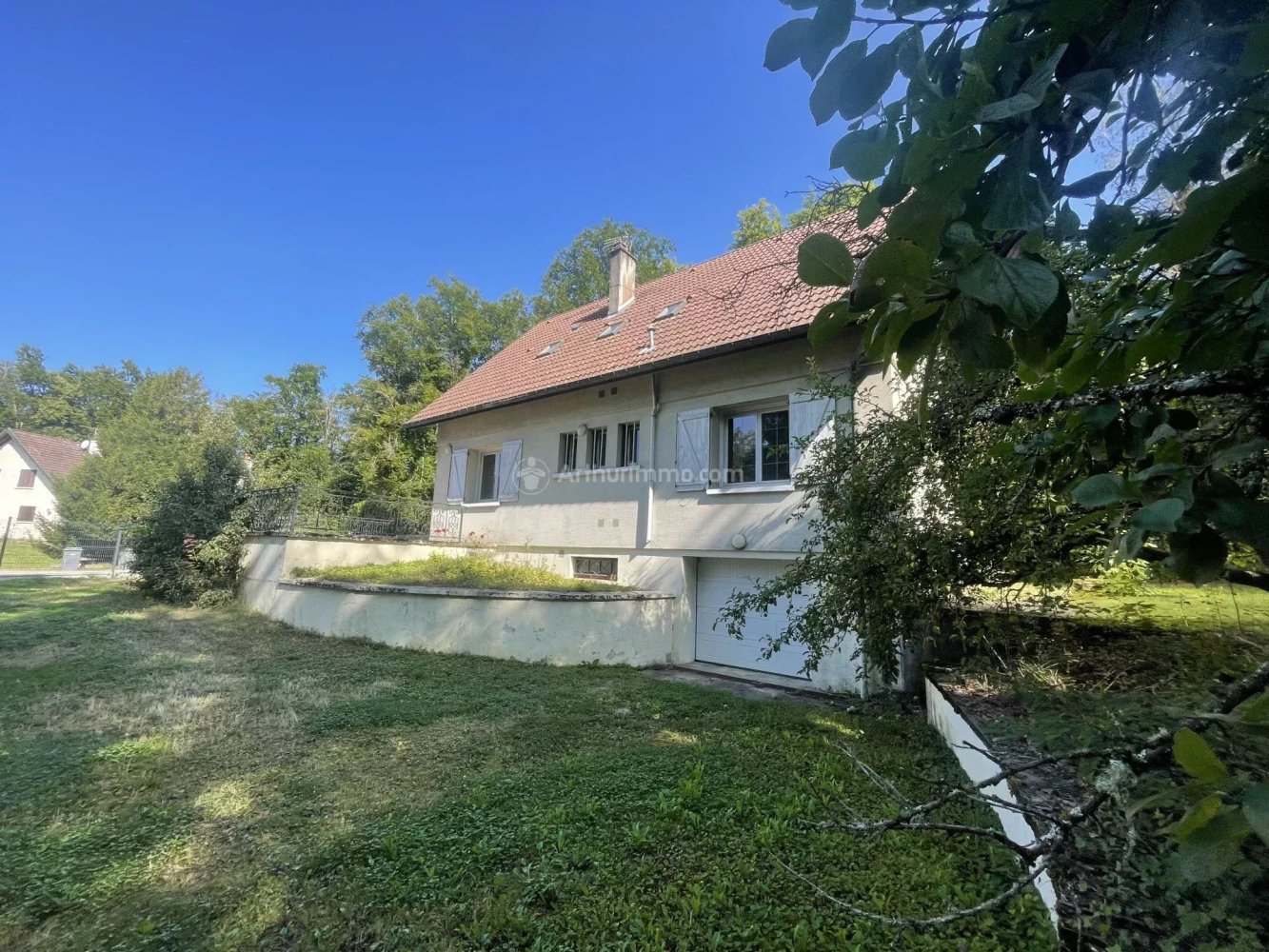 4 Schlafzimmer Haus in Neufchateau, France, Nr. 92137