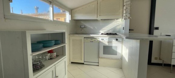Apartamento de 3 dormitorios en Varazze, Italy No. 207416 45