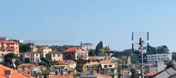 Apartamento de 3 dormitorios en Varazze, Italy No. 207416 8