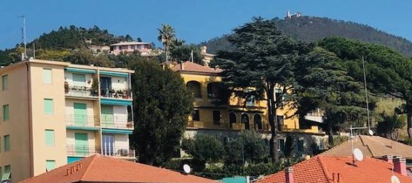 Apartamento de 3 dormitorios en Varazze, Italy No. 207416 7