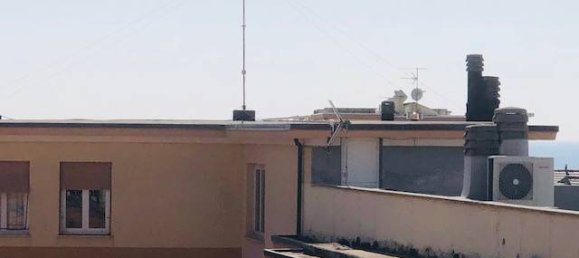 Apartamento de 3 dormitorios en Varazze, Italy No. 207416 10