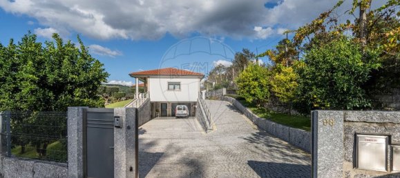 Casa de 4 dormitorios en Povoa de Lanhoso, Portugal No. 180801 3