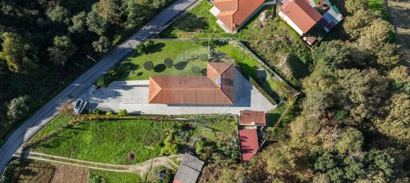 Casa de 4 dormitorios en Povoa de Lanhoso, Portugal No. 180801 42