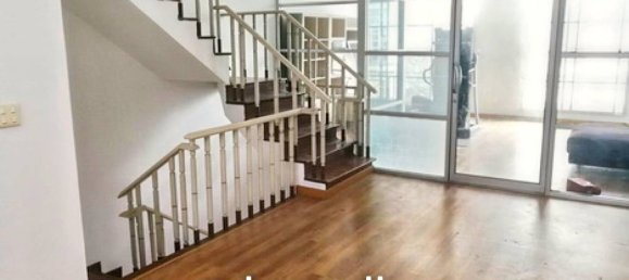 4 bedrooms Bungalow in Bangkok, Thailand No. 24391 2