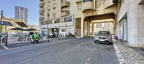 4 Schlafzimmer Wohnung in Lisbon, Portugal, Nr. 126092 15