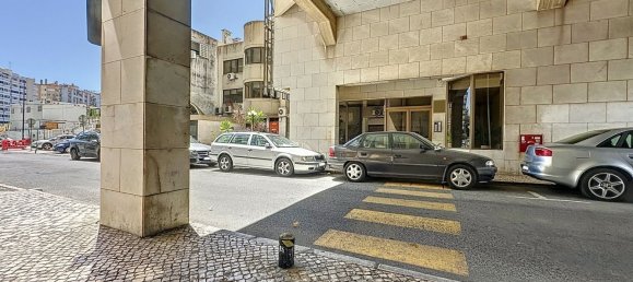 4 Schlafzimmer Wohnung in Lisbon, Portugal, Nr. 126092 14