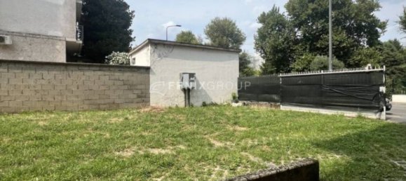 15m² Garage in Milan, Italy No. 302642 2