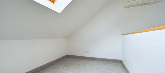 4 bedrooms House in Troyes, France No. 95387 14