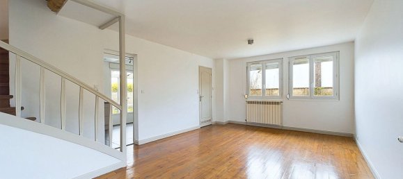 4 bedrooms House in Troyes, France No. 95387 3