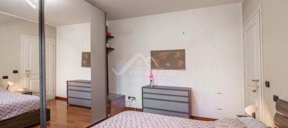4 bedrooms Duplex in Reggio Emilia, Italy No. 358070 23