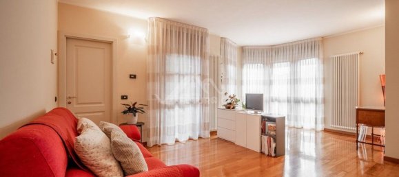 4 bedrooms Duplex in Reggio Emilia, Italy No. 358070 17