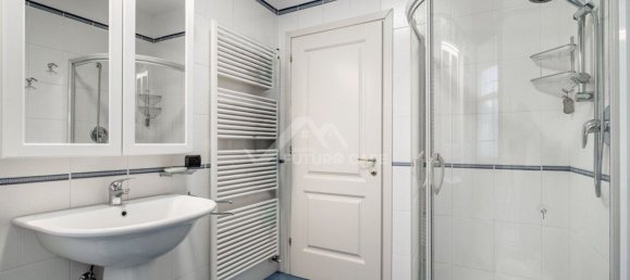 4 bedrooms Duplex in Reggio Emilia, Italy No. 358070 27