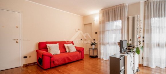 4 bedrooms Duplex in Reggio Emilia, Italy No. 358070 18