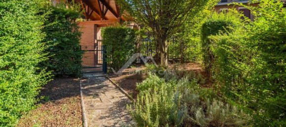 4 bedrooms Duplex in Reggio Emilia, Italy No. 358070 29