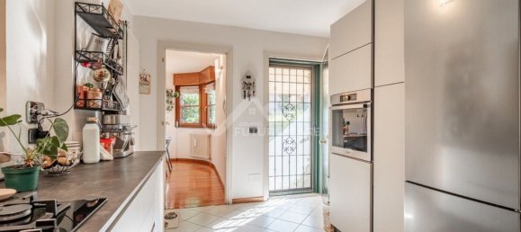 4 bedrooms Duplex in Reggio Emilia, Italy No. 358070 12