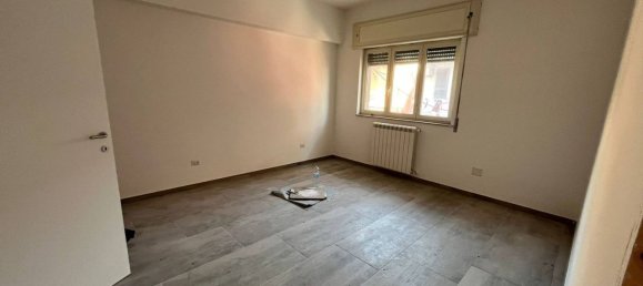 Büro in Cercola, Italy 170m², Nr. 202008 22