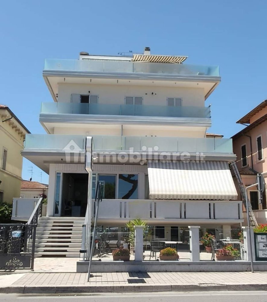 Квартира с 2 спальнями в Торторето, Италия № 309609