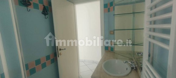 Квартира с 2 спальнями в Торторето, Италия № 309609 15