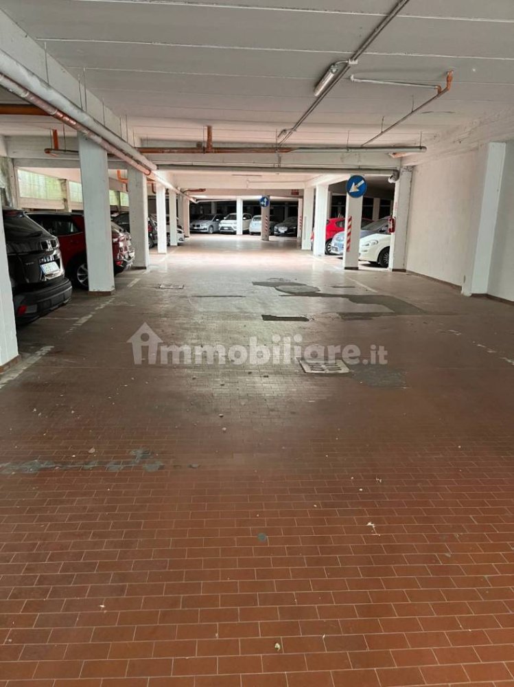 Garagem em Bologna, Italy 21 m² N.º 300226