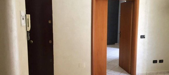 2 bedrooms Apartment in Palermo, Italy No. 271013 6