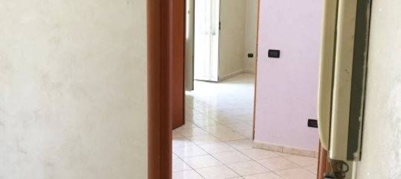 2 bedrooms Apartment in Palermo, Italy No. 271013 4
