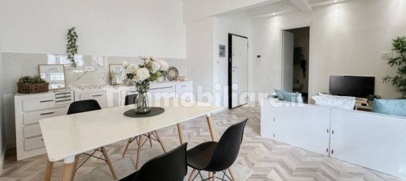 1 bedroom Apartment in Rome, Italy No. 16915 7