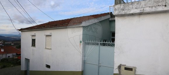 3 bedrooms House in Ervedosa do Douro, Portugal No. 21634 9