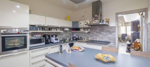 3 rooms Duplex in Novara, Italy No. 164332 4