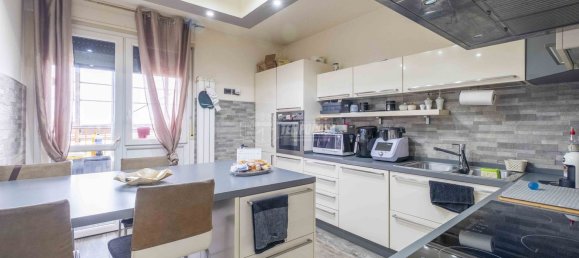 3 rooms Duplex in Novara, Italy No. 164332 3