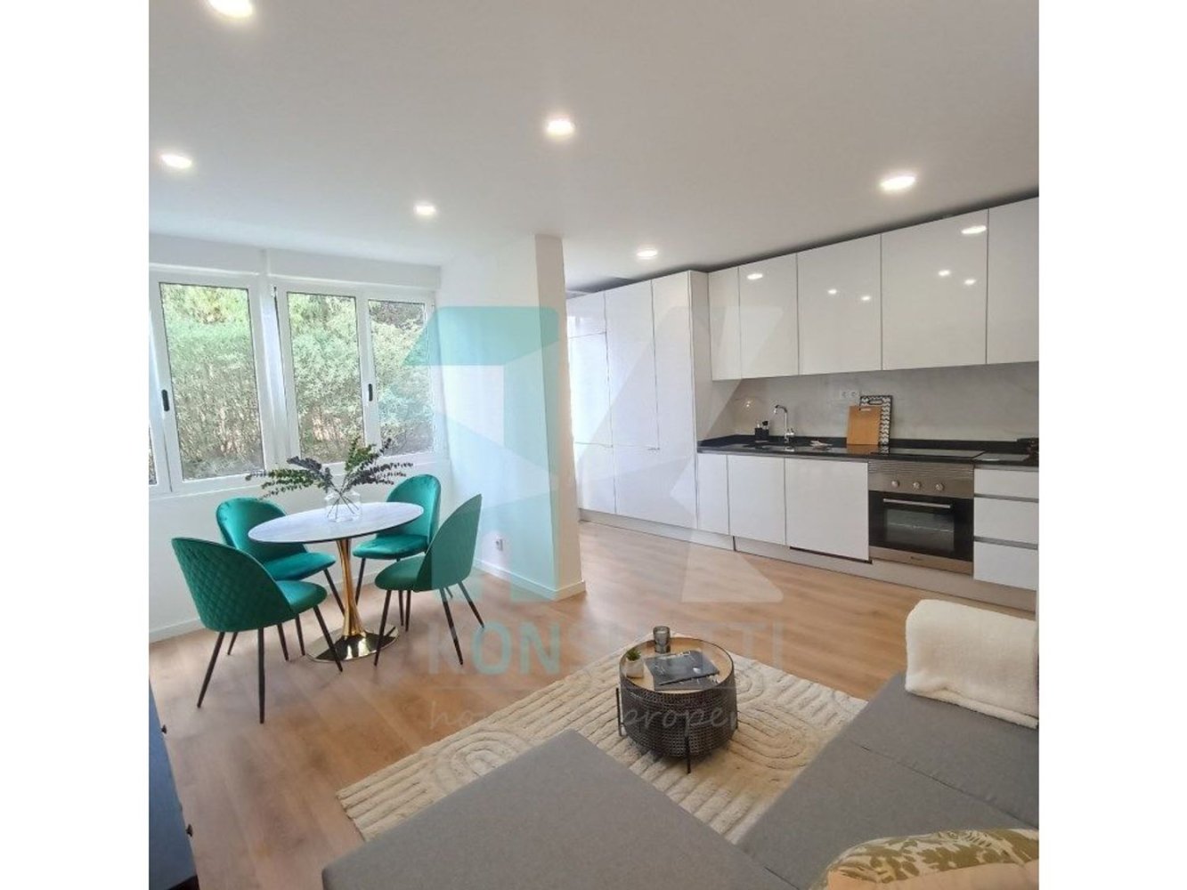 3 bedrooms Apartment in Lisbon, Portugal No. 308048