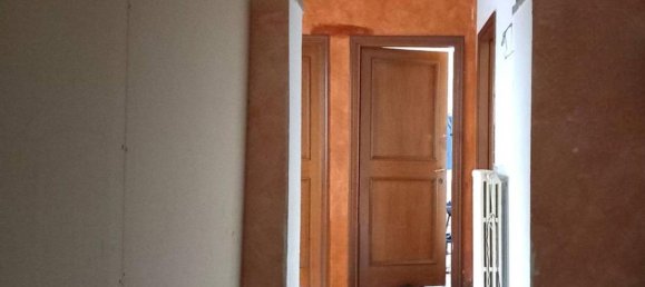 6 rooms House in Florence, Italy No. 38070 6