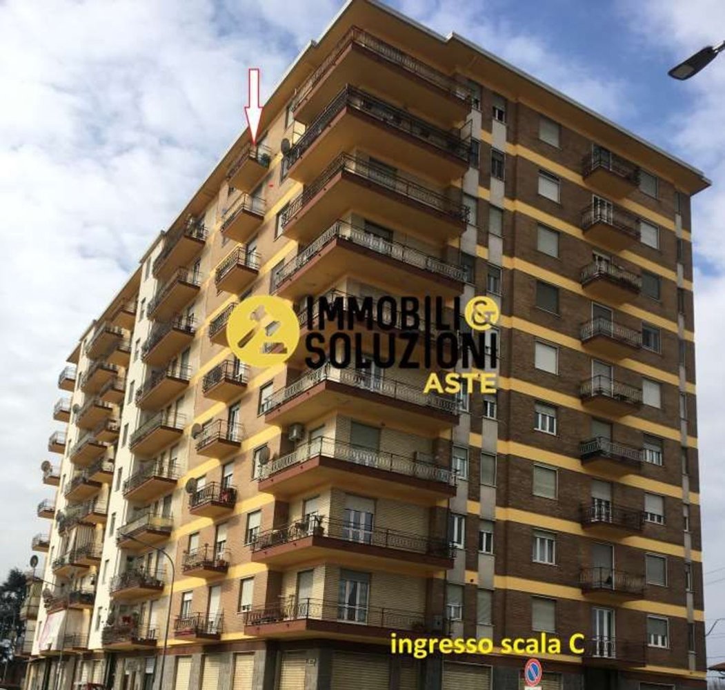 3 rooms Apartment in Livorno Ferraris, Italy No. 51306