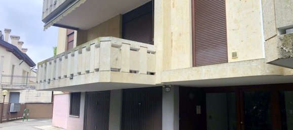 3 rooms Apartment in Padua, Italy No. 60427 13