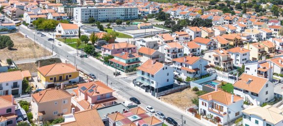 6 bedrooms Villa in Palmela, Portugal No. 133639 3