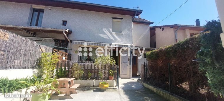 4 bedrooms Townhouse in Renage, France No. 291074