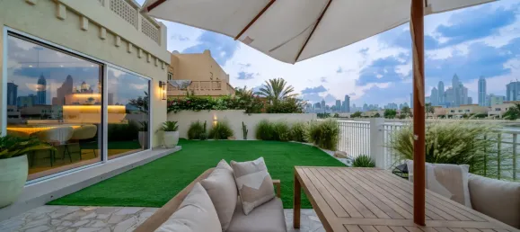 4 bedrooms Villa in The Lakes, UAE No. 108371 2