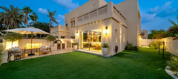 4 bedrooms Villa in The Lakes, UAE No. 108371 3