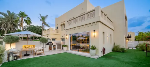 4 bedrooms Villa in The Lakes, UAE No. 108371 19