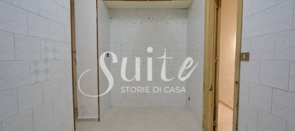 2 Schlafzimmer Wohnung in Palermo, Italy, Nr. 216277 11