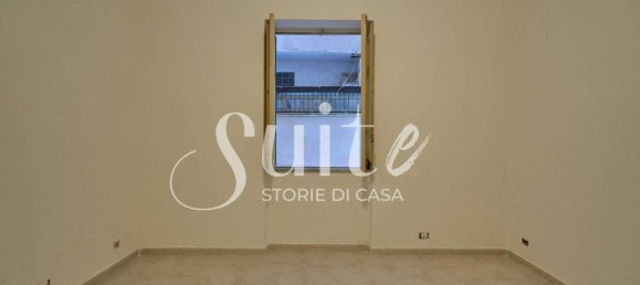 2 Schlafzimmer Wohnung in Palermo, Italy, Nr. 216277 16