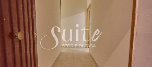 2 Schlafzimmer Wohnung in Palermo, Italy, Nr. 216277 4