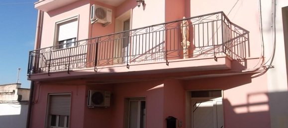5-Zimmer Haus in Matino, Italy, Nr. 226596 2