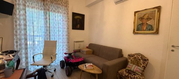3 bedrooms Apartment in Naples, Italy No. 319144 21