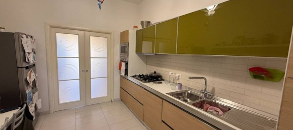 3 bedrooms Apartment in Naples, Italy No. 319144 11