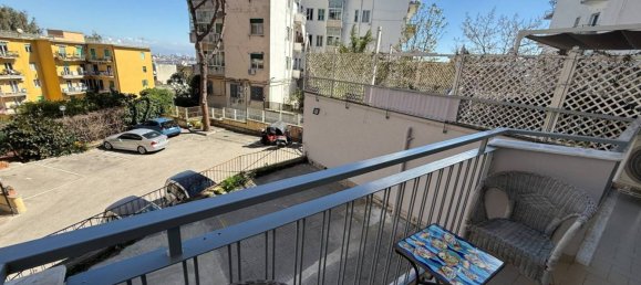 3 bedrooms Apartment in Naples, Italy No. 319144 7