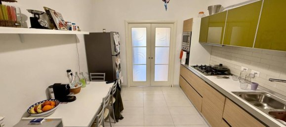 3 bedrooms Apartment in Naples, Italy No. 319144 12