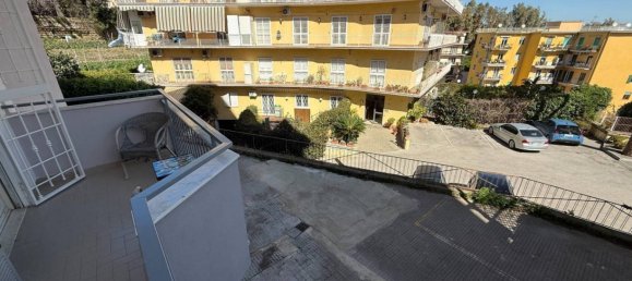 3 bedrooms Apartment in Naples, Italy No. 319144 6