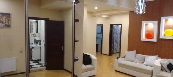 3 bedrooms Apartment in Yasamal, Azerbaijan No. 1944 16