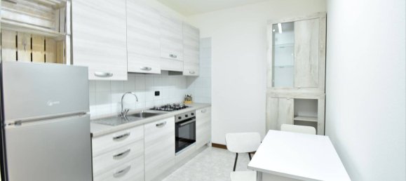 2 rooms Apartment in Verona, Italy No. 283820 3